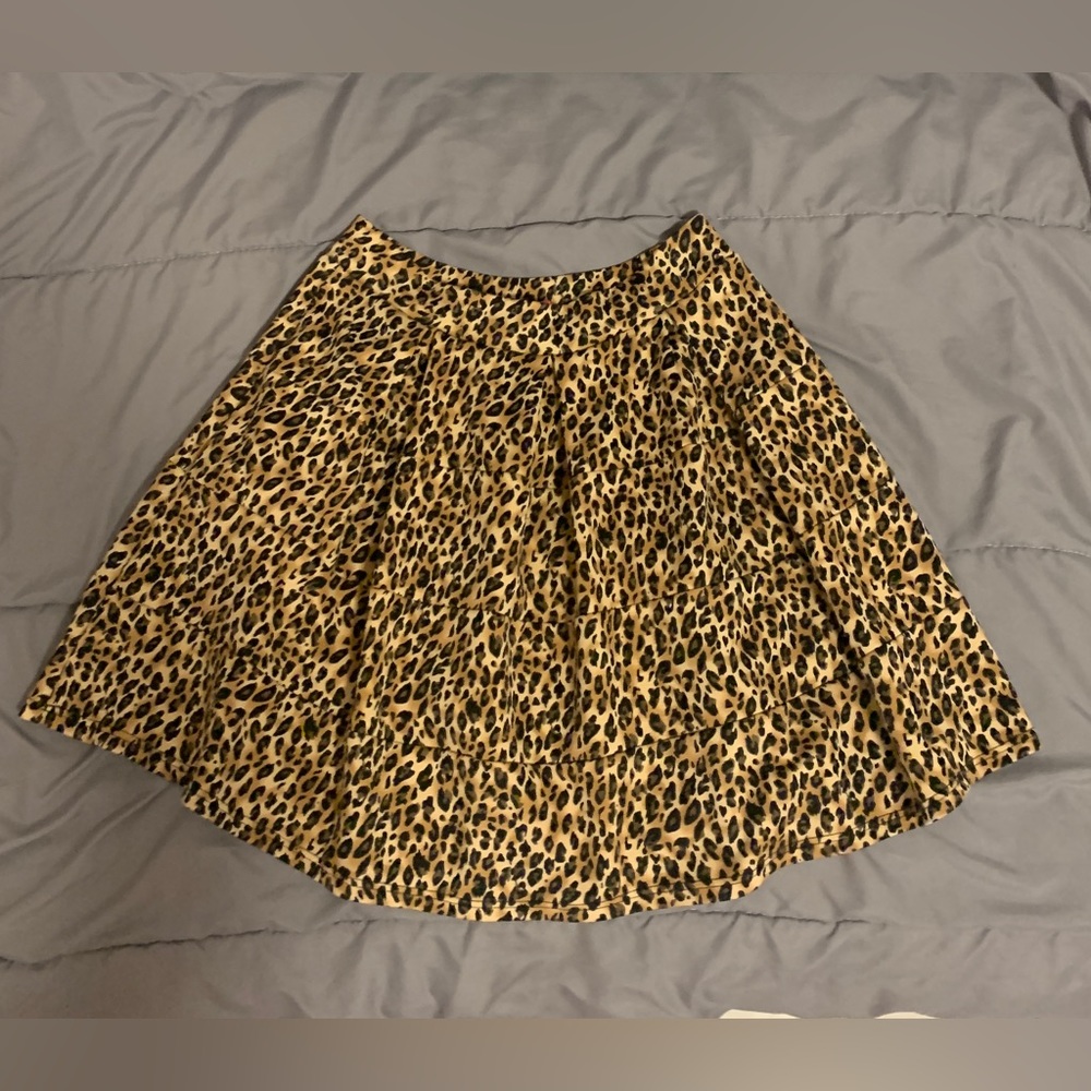 Girl misslulú leopard skirt